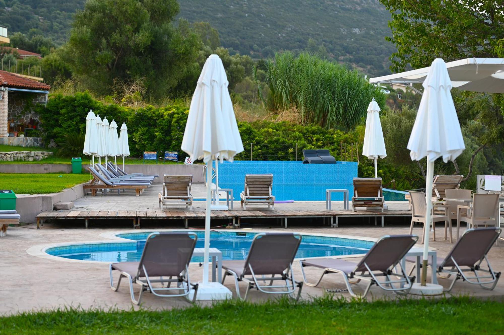 Thesmos Village Mytikas  Bagian luar foto